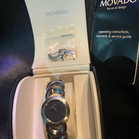 Movado women's Watch W/ Sapphire Crystal